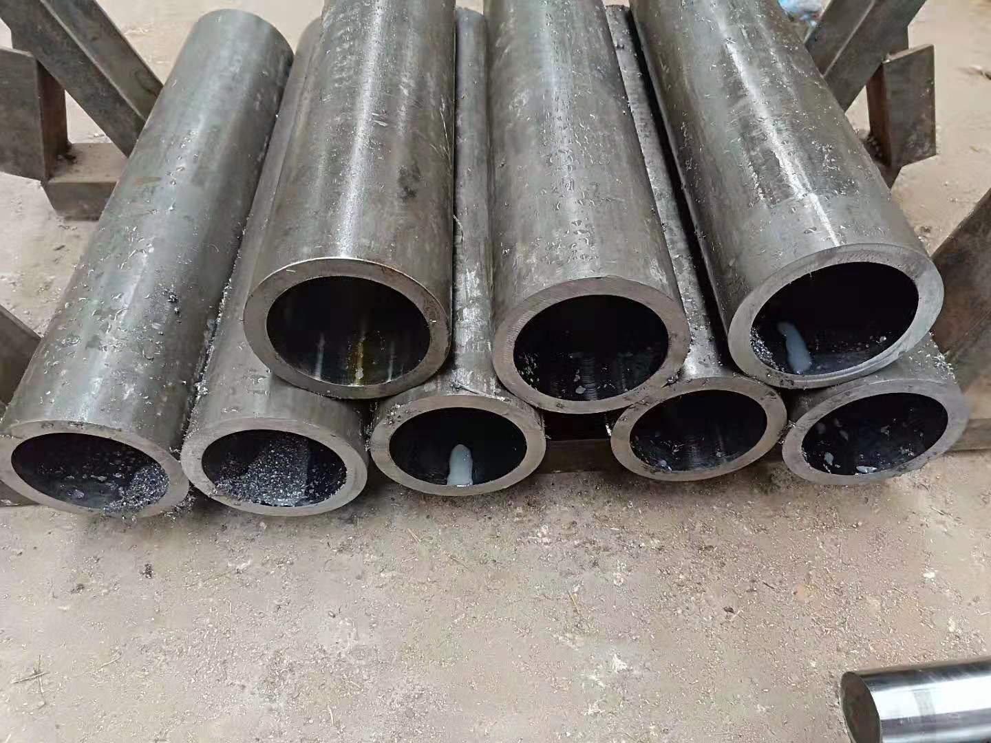 绗磨管油缸套筒管 20 鞍山宝得