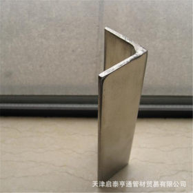 生产厂家15crmo不等边角钢  镀锌角铁价格  热轧角钢规格表