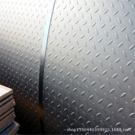 广东佛山乐从钢材市场批发零售热轧防滑花纹钢板，厂价直销