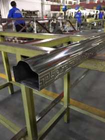 厂家批发 304不锈钢异型管  不锈钢面包管 欢迎来图定制
