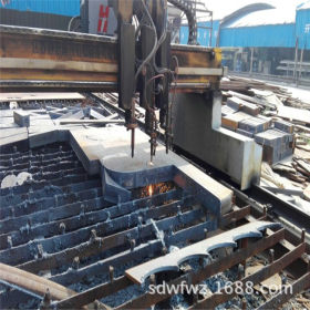 Q235B钢板现货 济钢中厚板厂价批发 异形件火焰切割中厚板