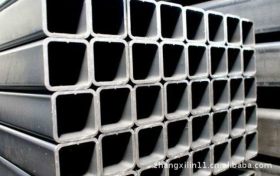 铁方管厂家大量供货普通焊接方矩管和无缝方矩管交货期短价格低廉