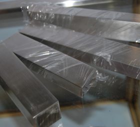 厂家直销 国标不锈钢扁钢 供应优质304不锈钢扁钢 8*30