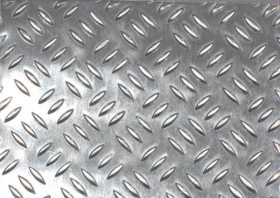 冷轧板不锈钢钢板切割加工 耐高温扁豆型花纹防滑钢板不锈钢卷