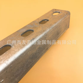 广州大量库存 热镀锌光伏支架 C型钢U型连接件4孔连接件
