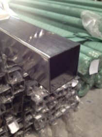 现货供应0Cr18Ni10Ti不锈钢方管 厂家直销 规格齐全 可切割零售