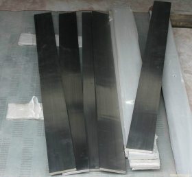 大量现货供应不锈钢扁钢 供应优质 不锈钢扁钢 30*50 河南郑州