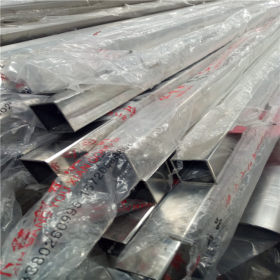 供应优质201304不锈钢方管拉丝护栏管规格齐全欢迎来电洽谈
