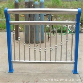 山东销售天津友发 不锈钢复合护栏管不锈钢桥梁护栏防撞栏表面光