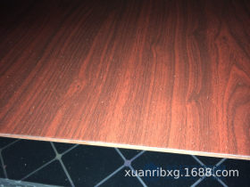 红色红枫木不锈钢覆膜304覆膜树木纹板材批发