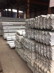 湖北现货供应国标中标角钢 热镀锌角钢角铁 各种型材钢材货品齐全