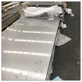重庆供应地铁上专用304不锈钢花纹压花板 不锈钢防滑花纹板加工