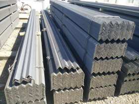 优质国标角钢批发 厂家万吨库存任您选13259768883