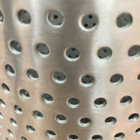 304不锈钢冲孔网管 不锈钢圆筒多孔管加工 201不锈钢冲孔网管