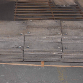定制双金属堆焊耐磨衬板  水泥厂复合耐磨钢板现货生产  埋弧钢板
