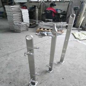 304不锈钢立柱加工 不锈钢立柱价格 不锈钢立柱厚度