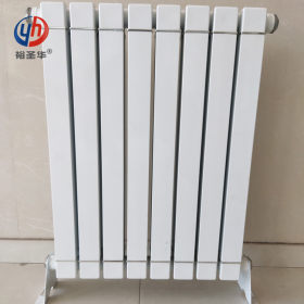 UR8002-1600铜铝复合暖气片散热面积